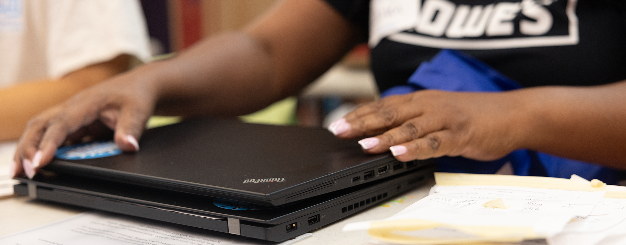 Lowe’s partners with E2D to help end the digital divide this school